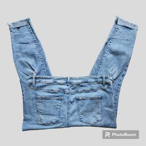 Maurices High Rise 99% Cotton Distressed Light Wash Skinny Jeans 18W EUC